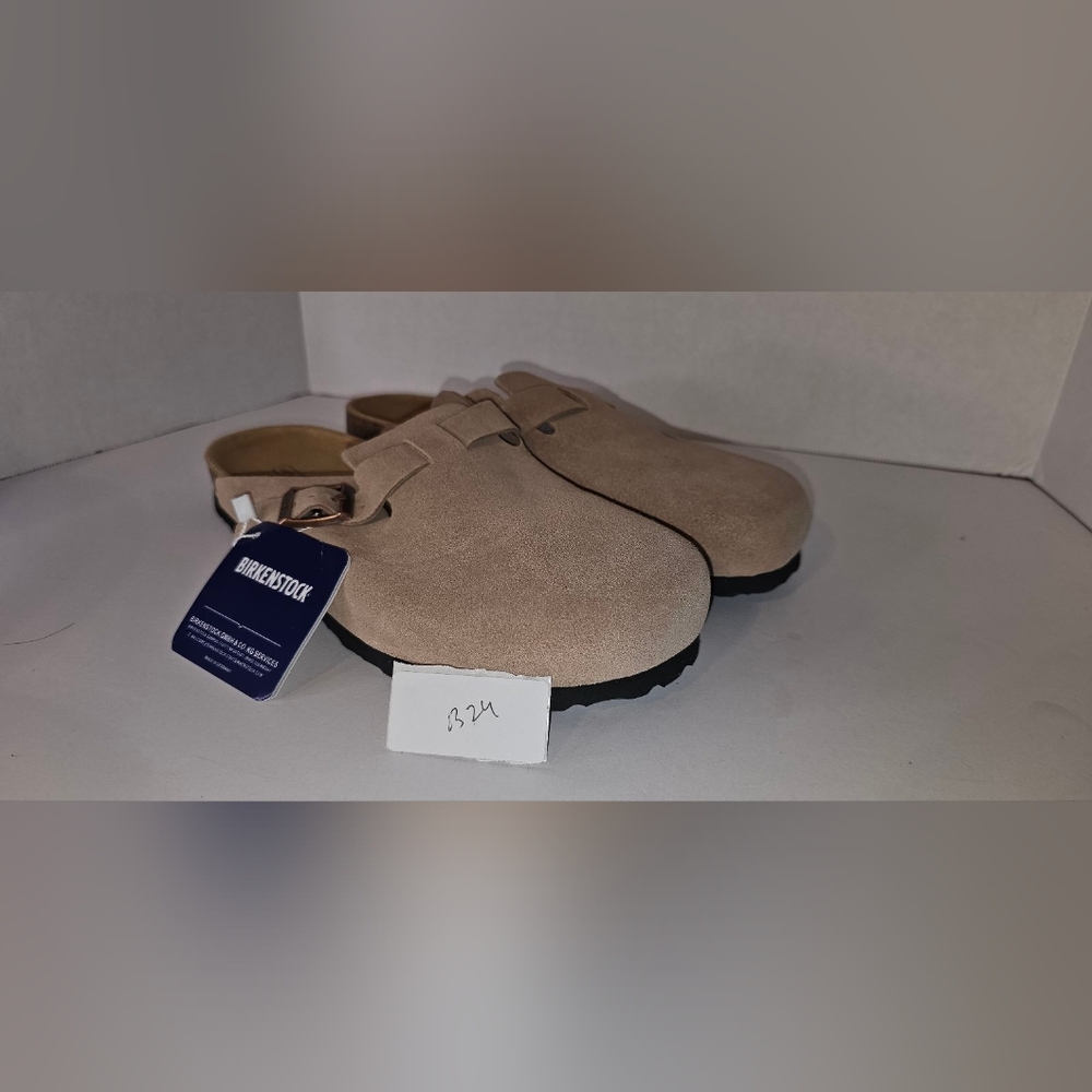 Mens 11 - B24